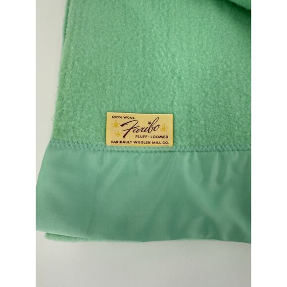 Vintage Faribo Mint Green Full Double Satin Trim 100% Wool Blanket 80" x 90" - Picture 5 of 5